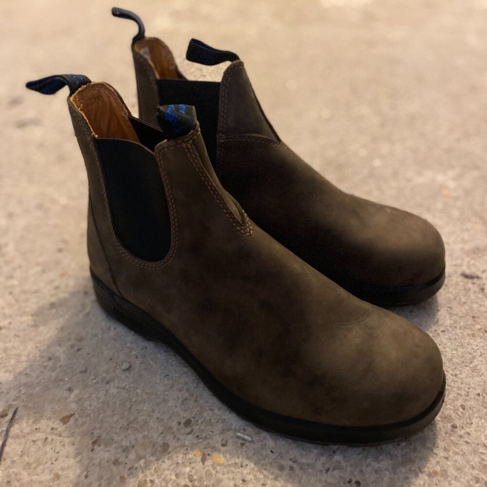 NWOT Blundstones Men's All-Terrain Thermal Chelsea Boots - Rustic Brown